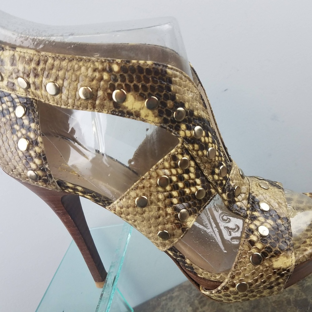 Stuart Weitzman Snake Stiletto T-Strap Pumps 6.5M